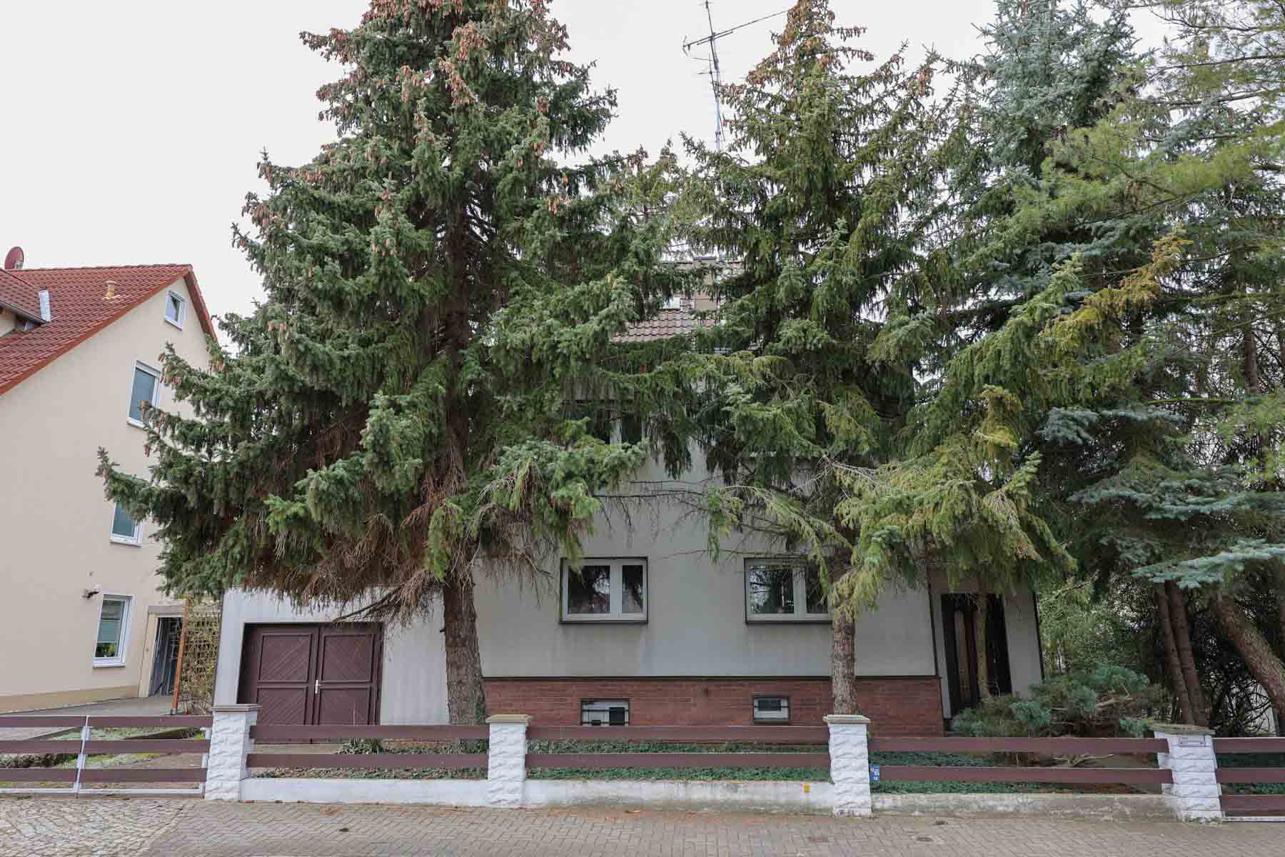 Frontansicht - soweit sichtbar