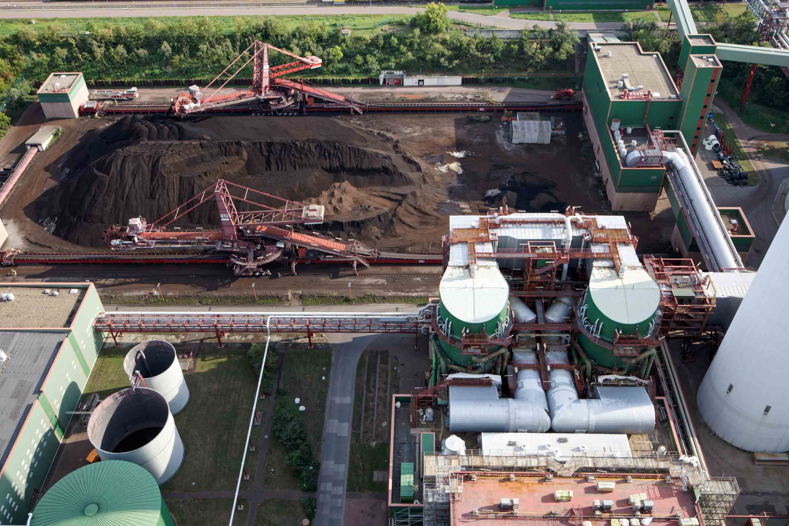 Kohlelager und Vortrocknung