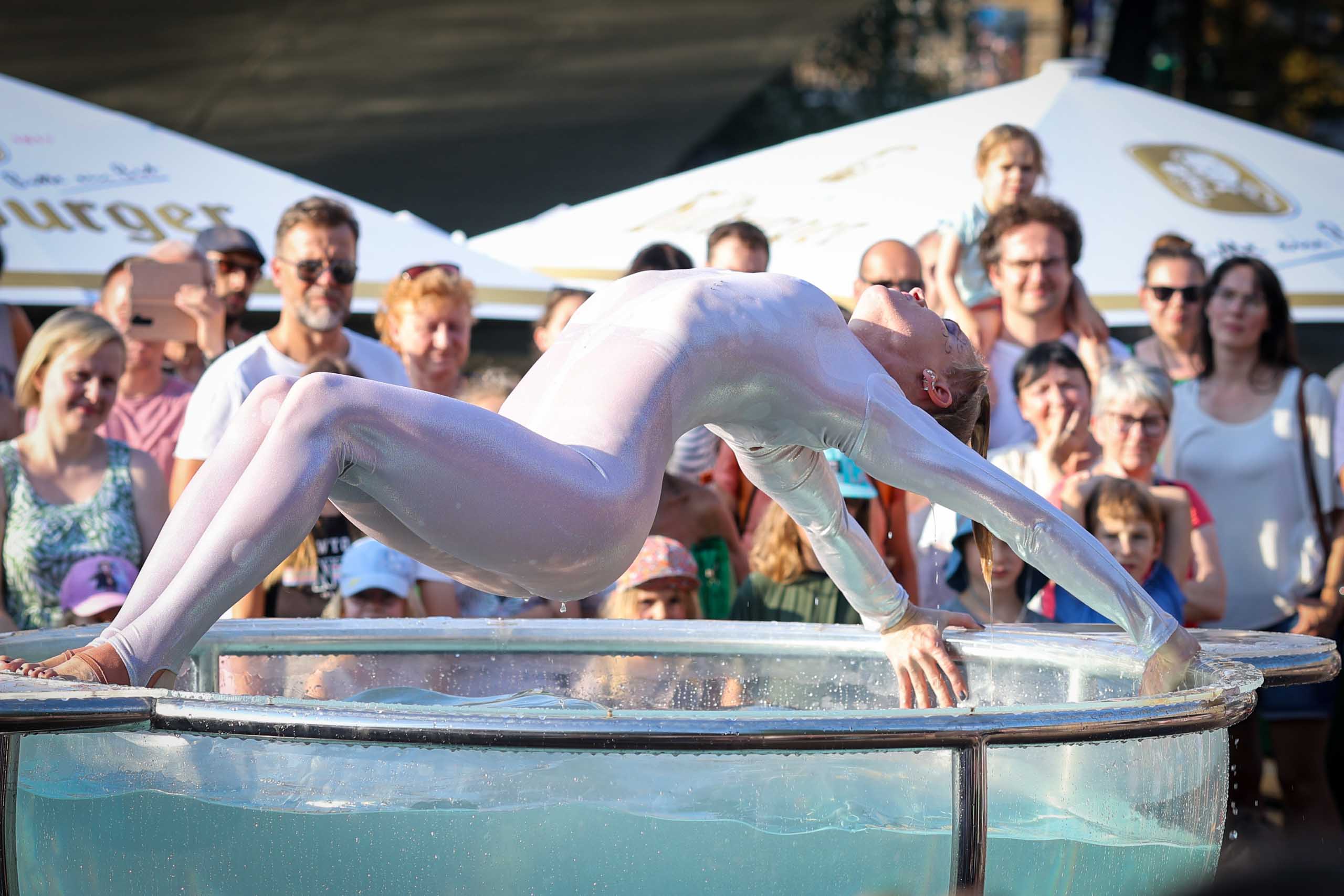 Linda Sander (Waterbowl)