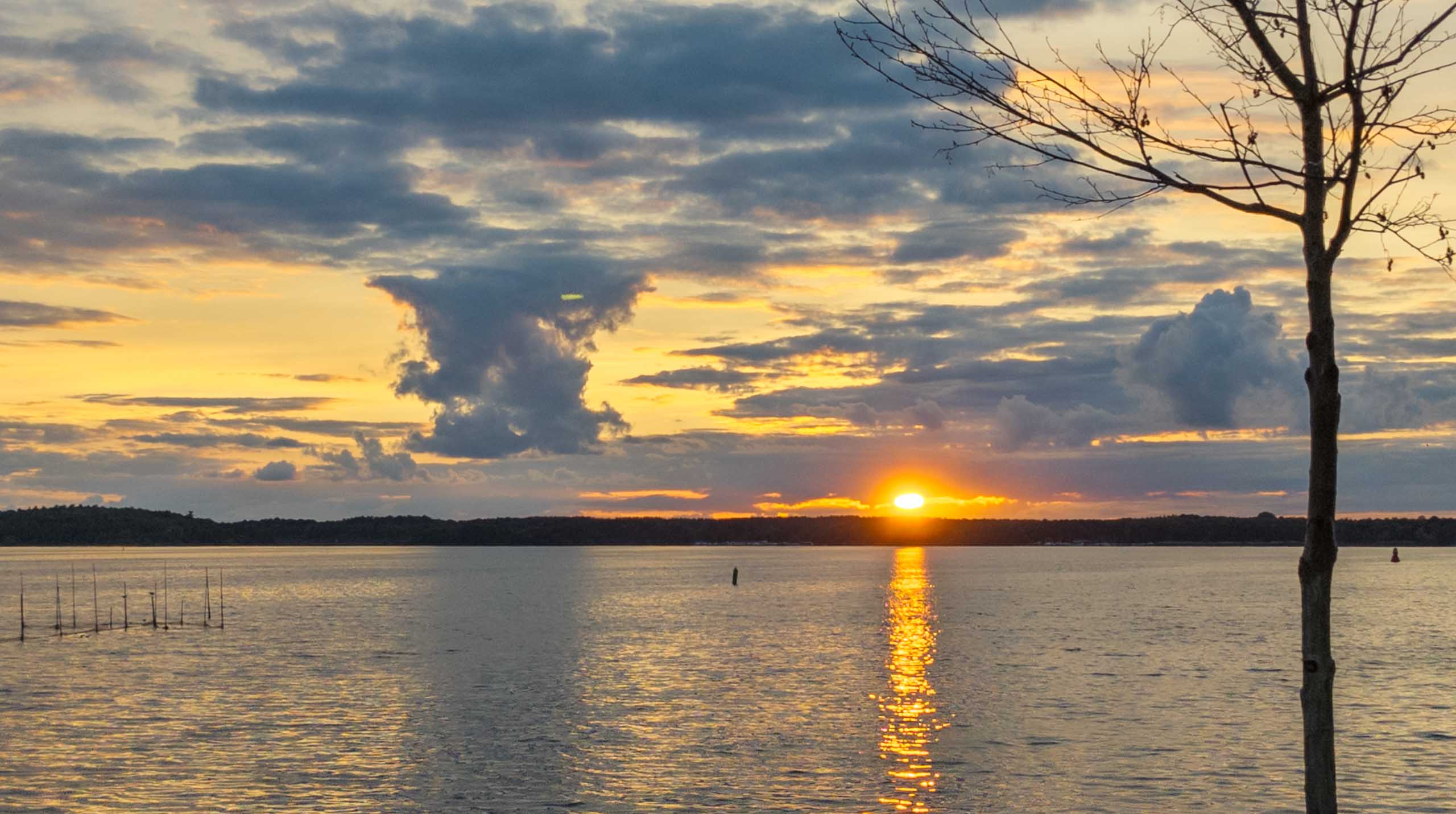 Sonnenuntergang beim Abendmenü