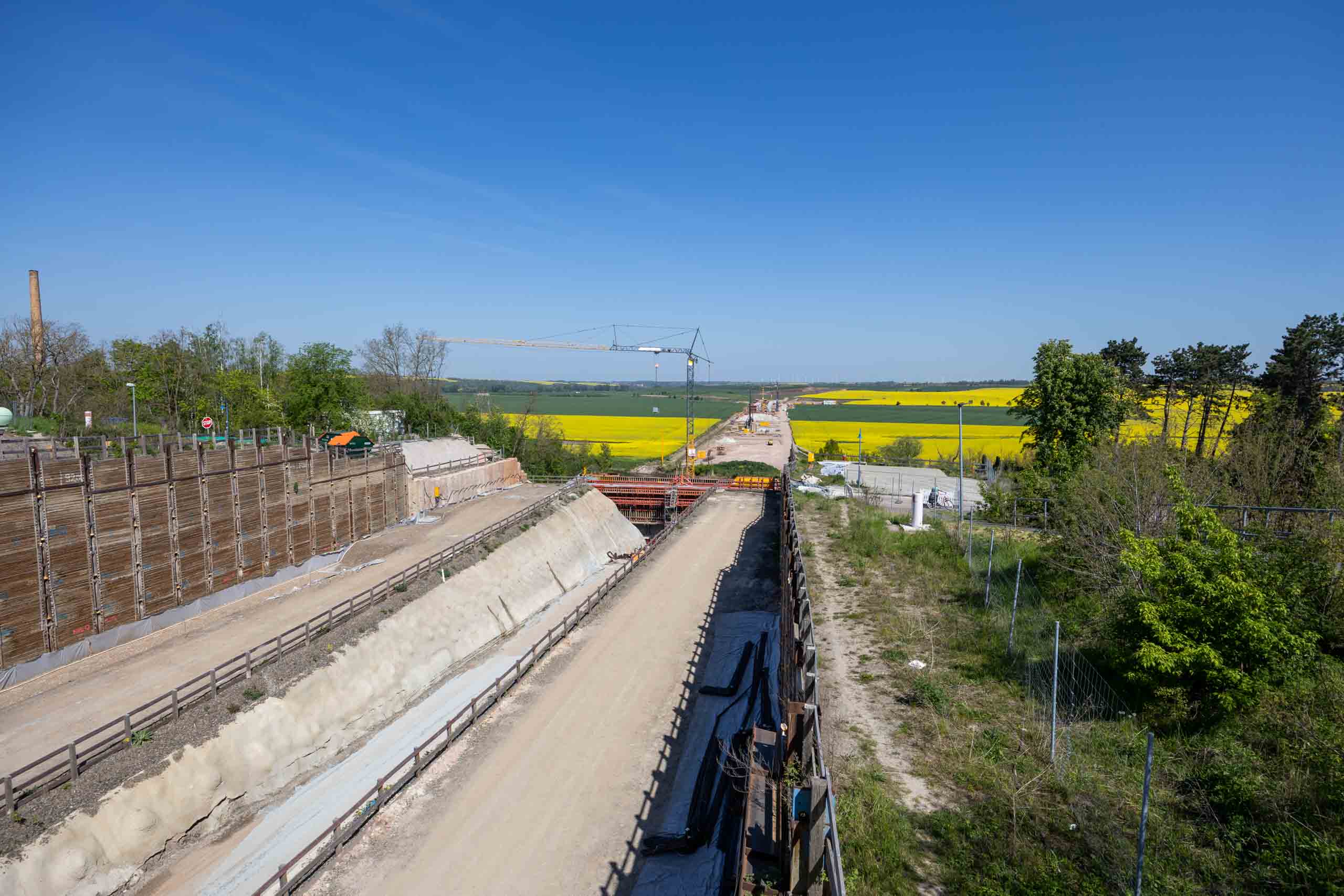 Brückenfundament auf Salzmünder Saaleseite