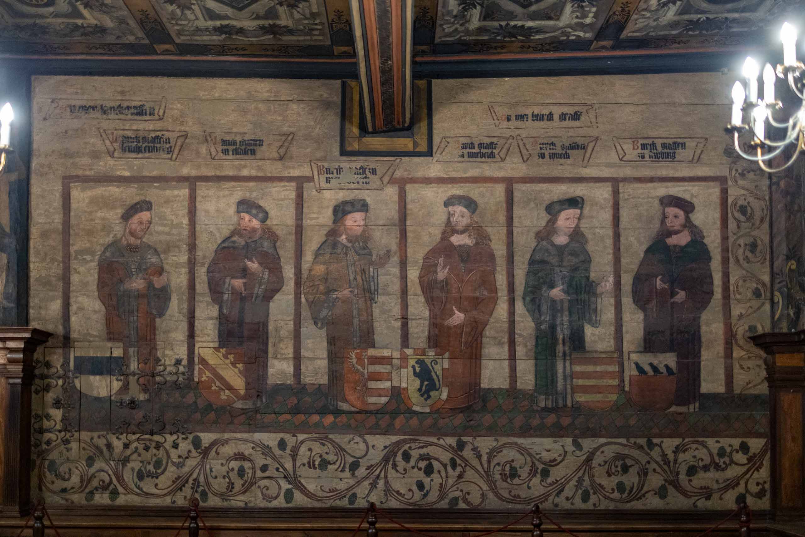 Ratsstube mit Malereien aus dem 15. Jhdt.