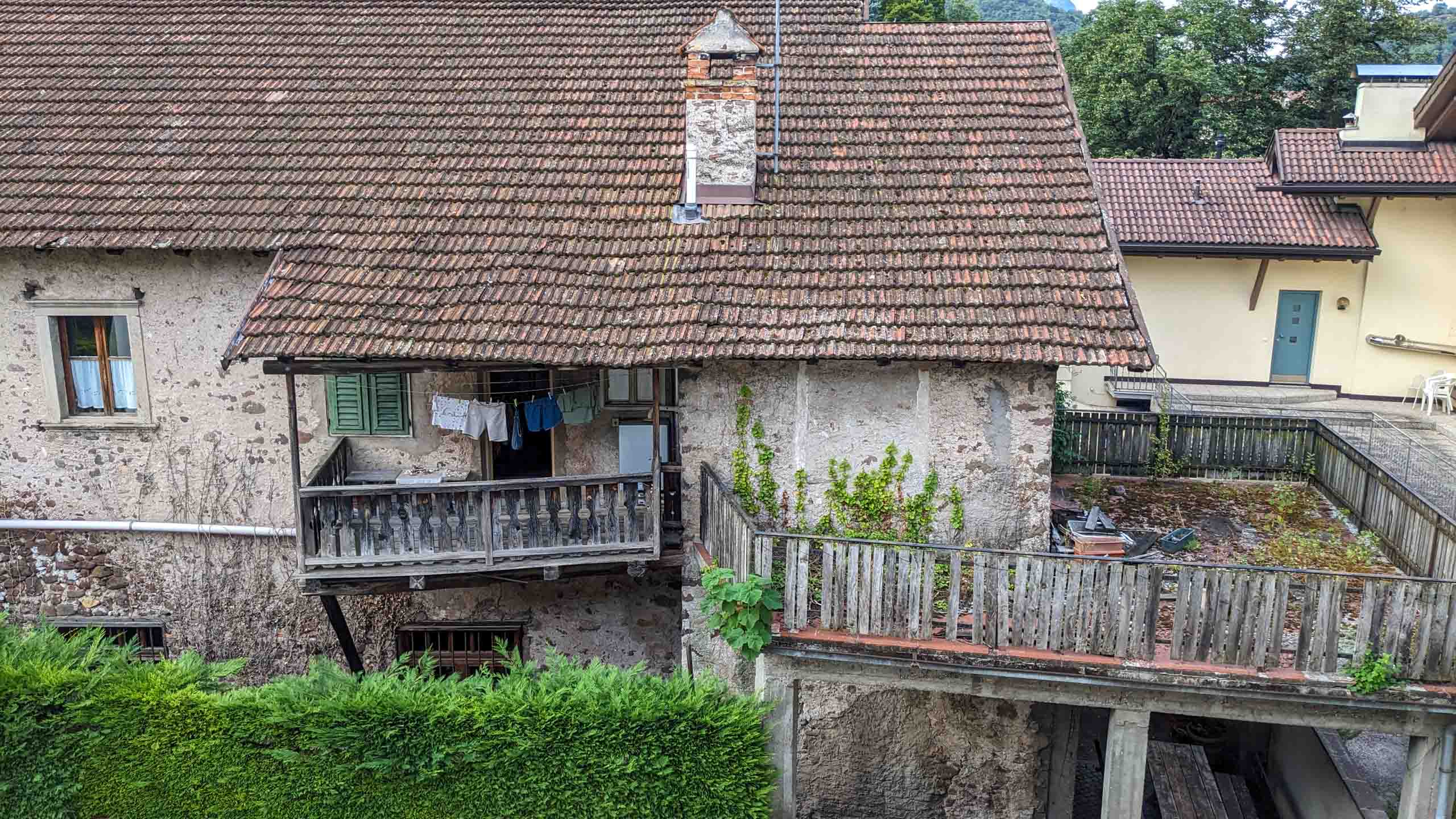Tschurtsch Keller von außen