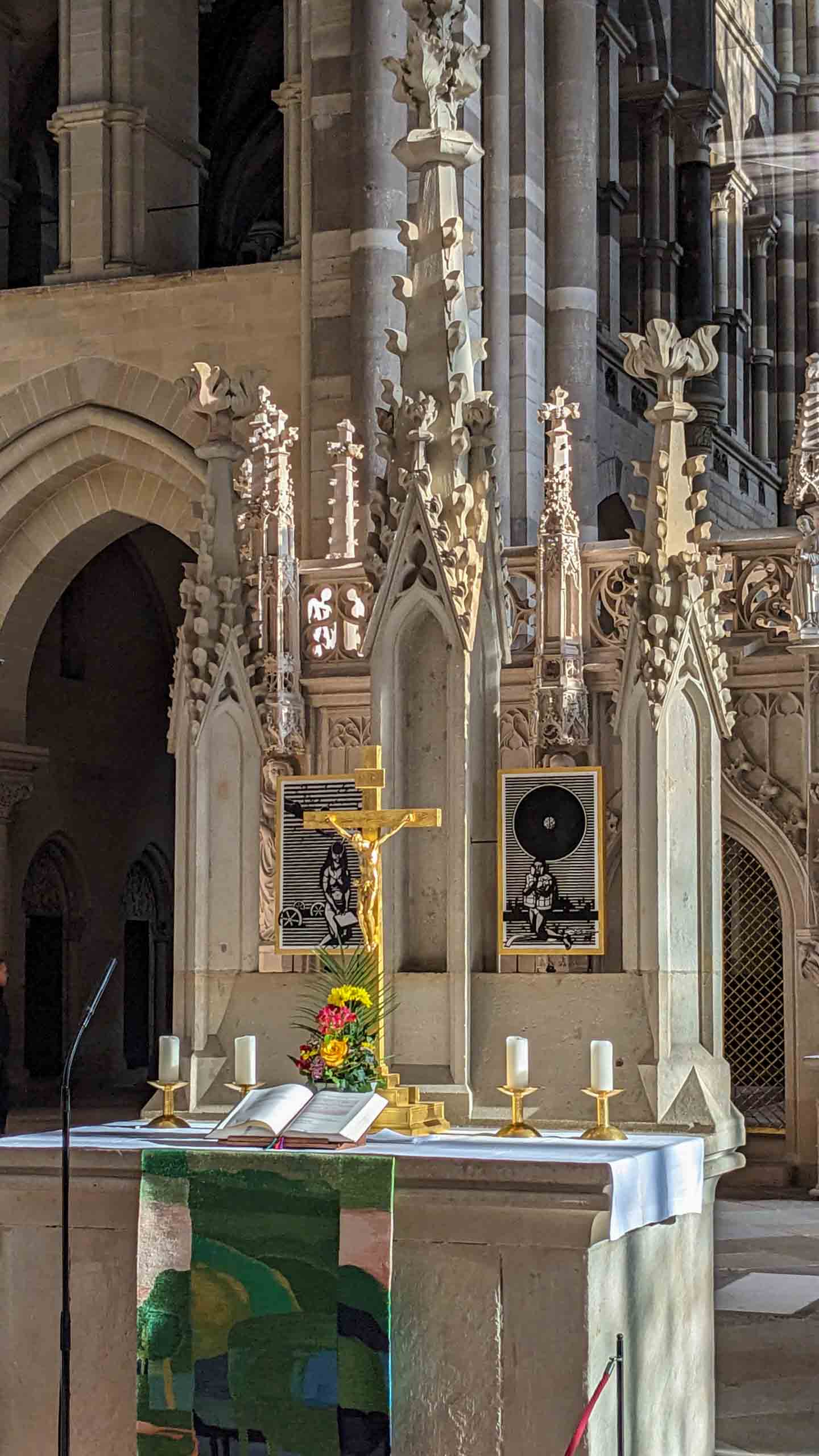 Dom ab 1209 als Kathedrale des Erzbistums Magdeburg gebaut