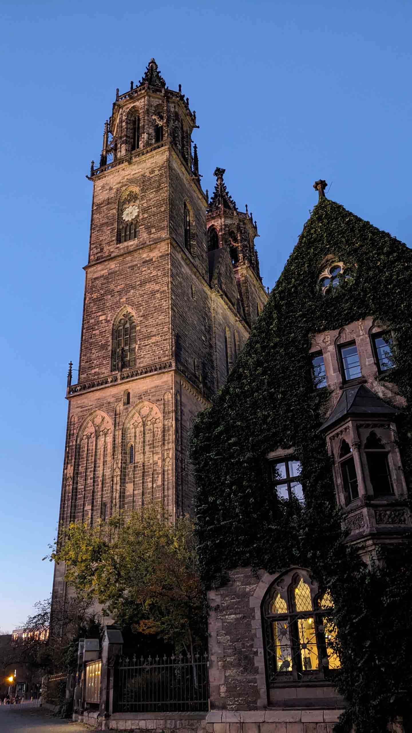 Blaue Stunde am Domplatz