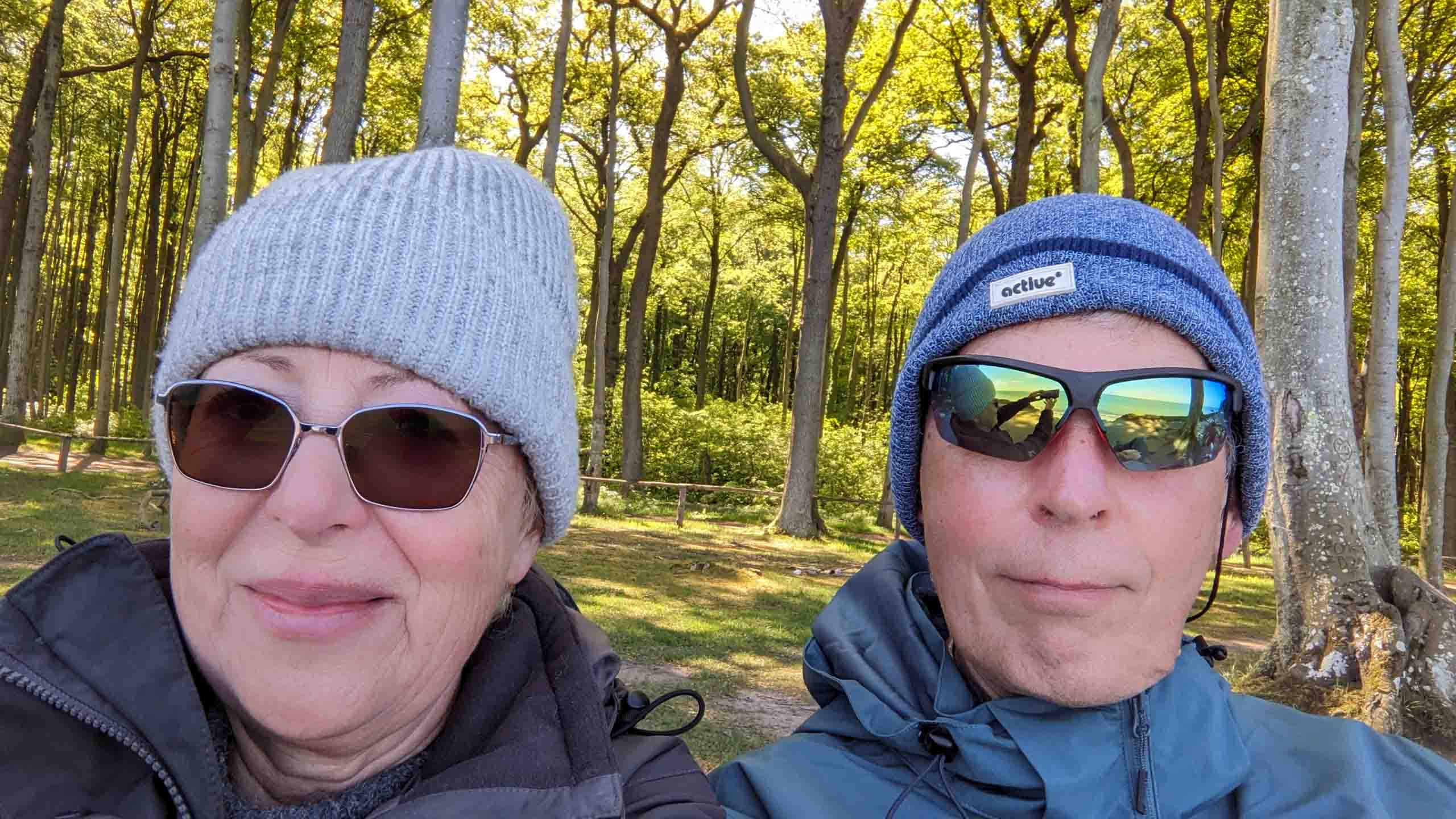 Gespensterwald (im Hintergrund)