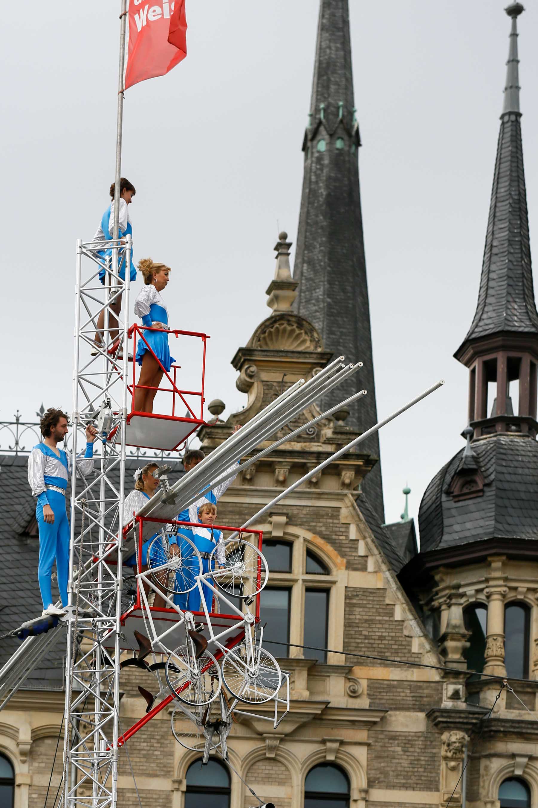 Vorführungen der Geschwister Weisheit