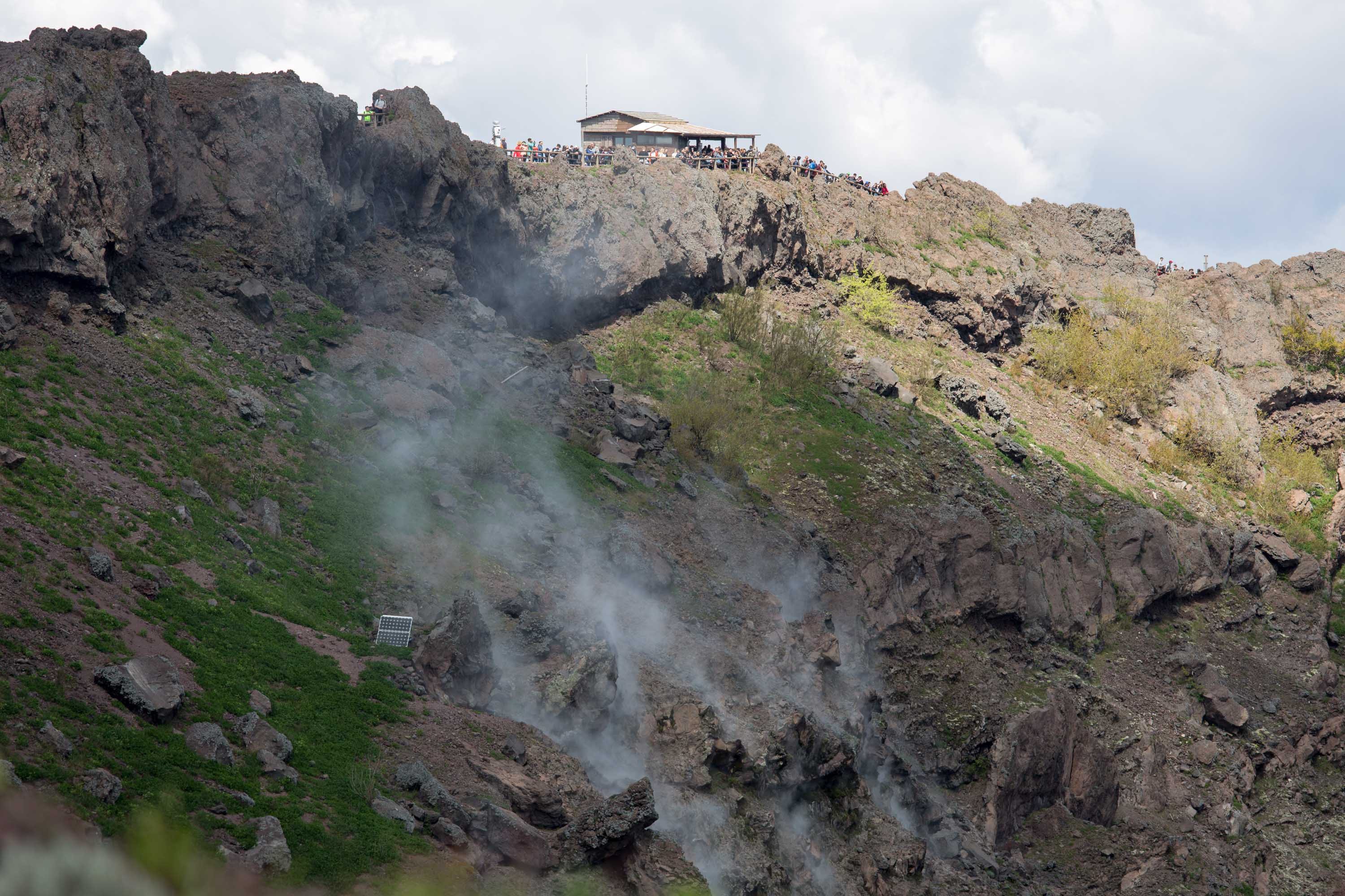 Alle schauen gebannt