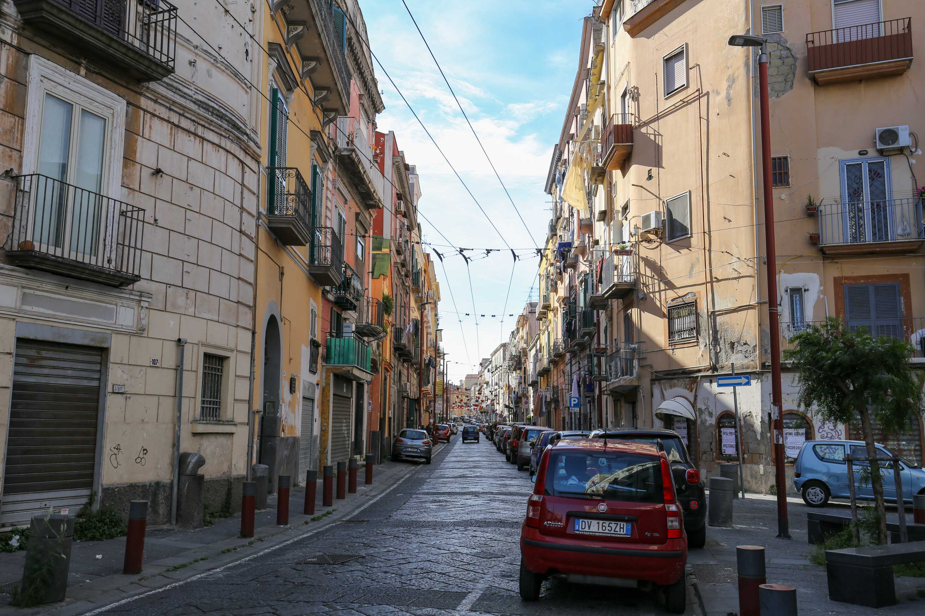 Typische Straße in Süditalien