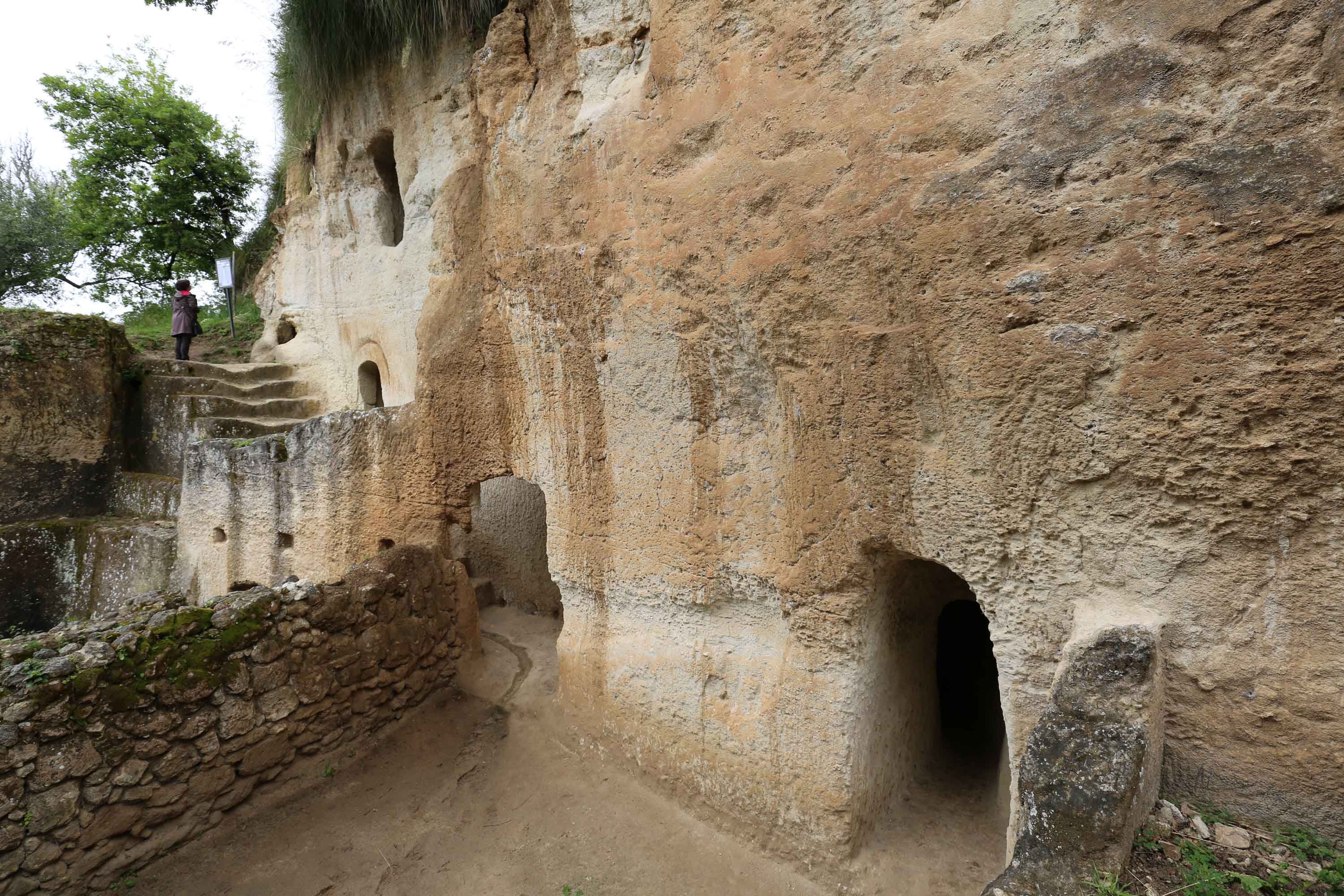 Höhlensiedlung in Zungri