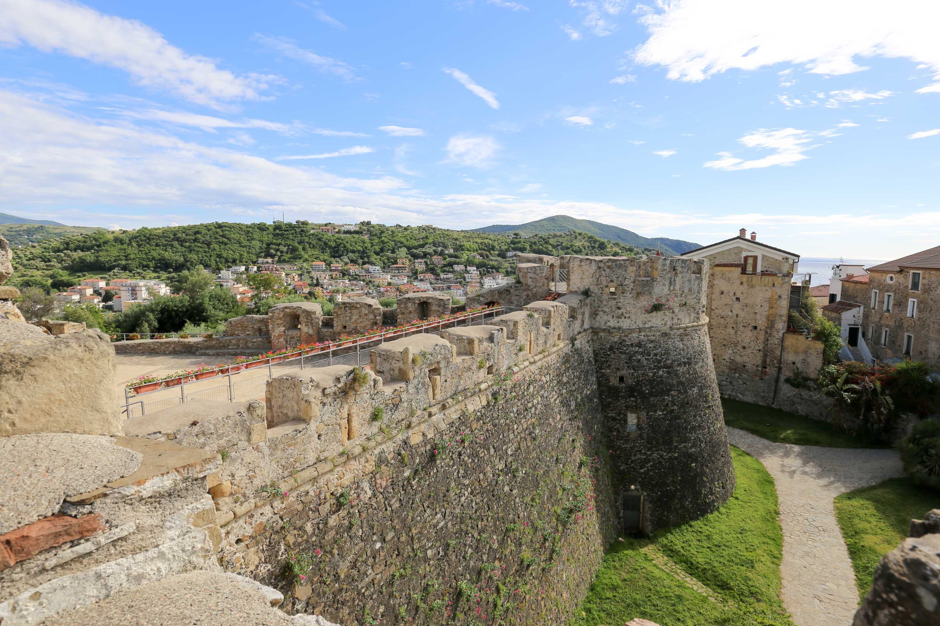 Castello Angioino Aragonese