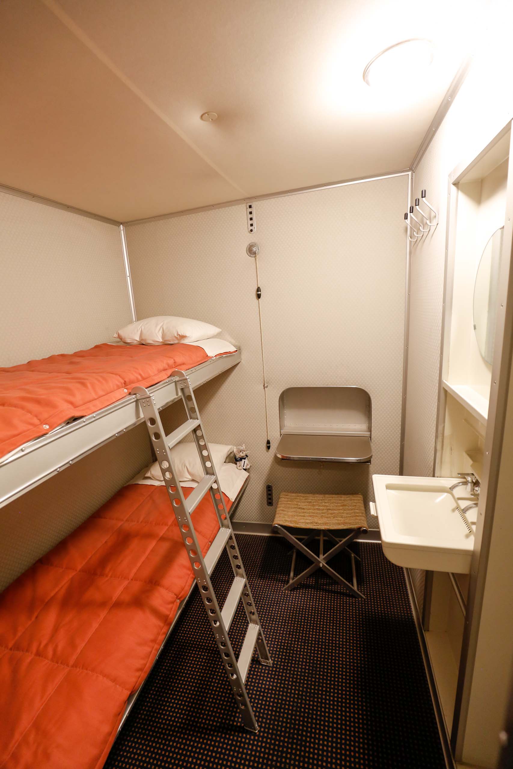 Schlafkabine im LZ 129