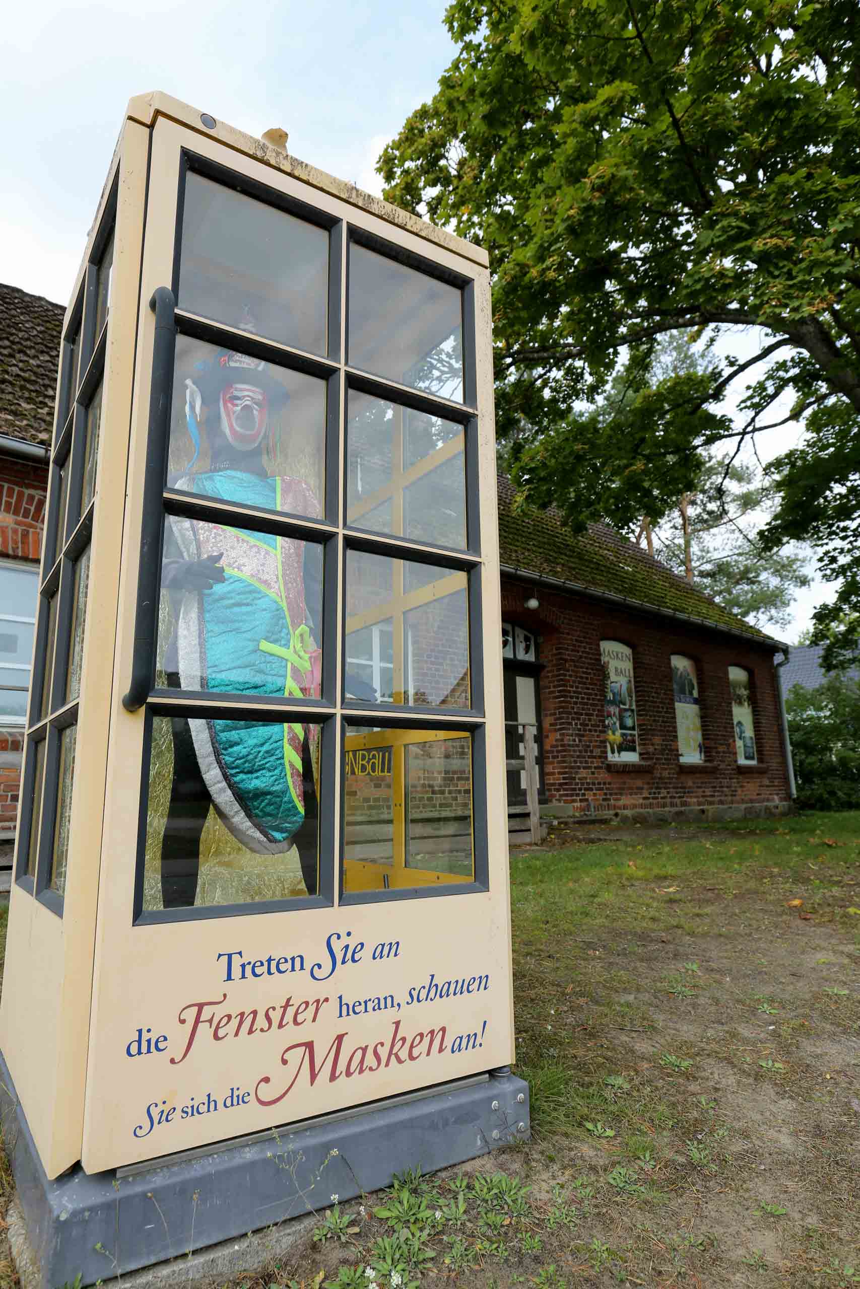 Masken der anderen Art