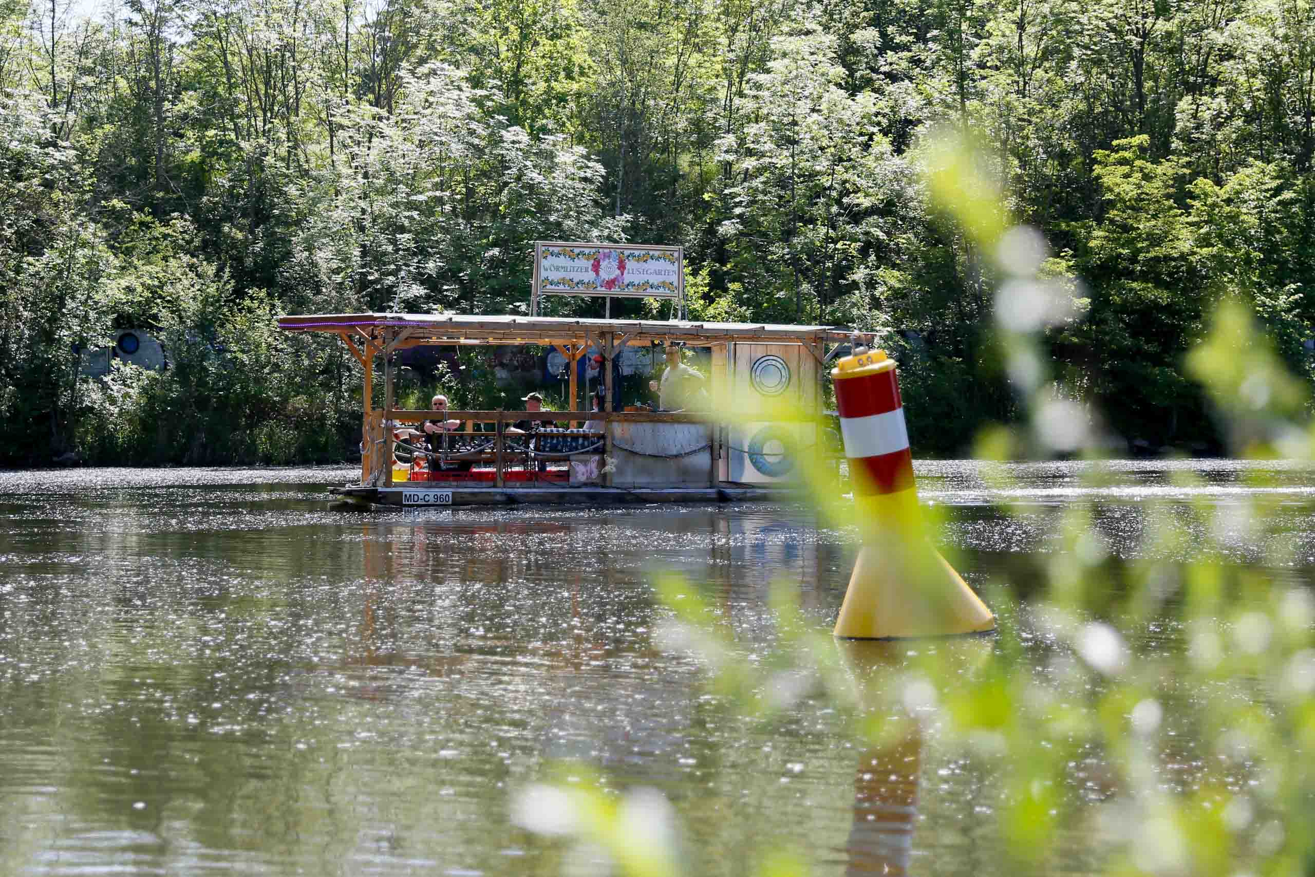 Nur jeder 2. Platz besetzt...