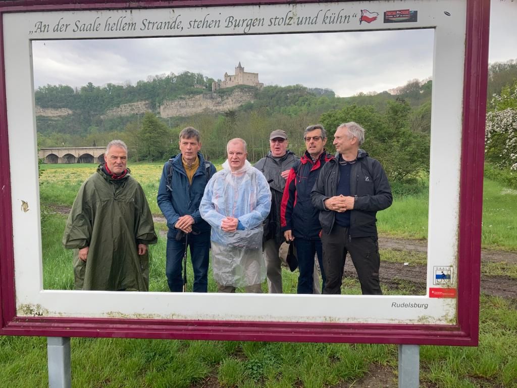 Die gerahmten Herren ...