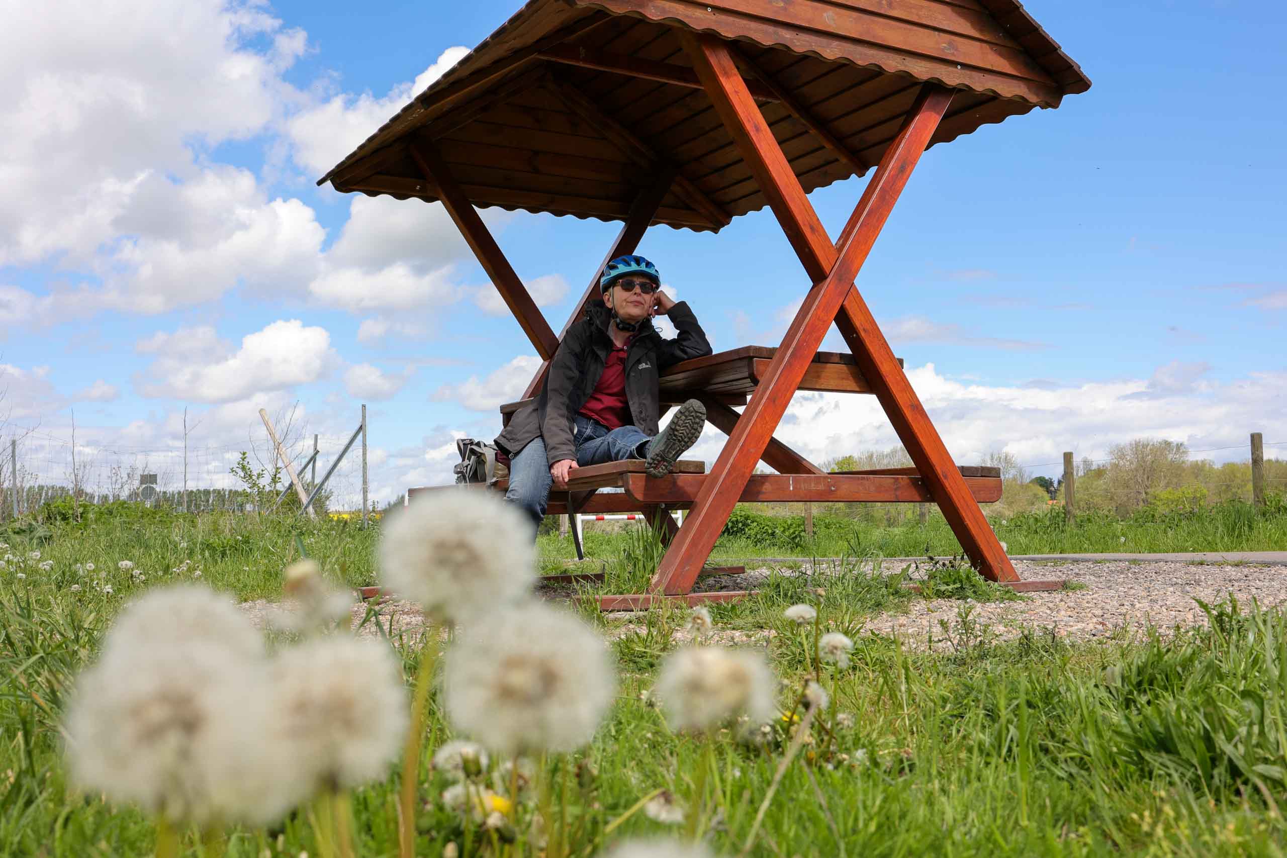 Sie muss ihren lädierten Fuß schonen