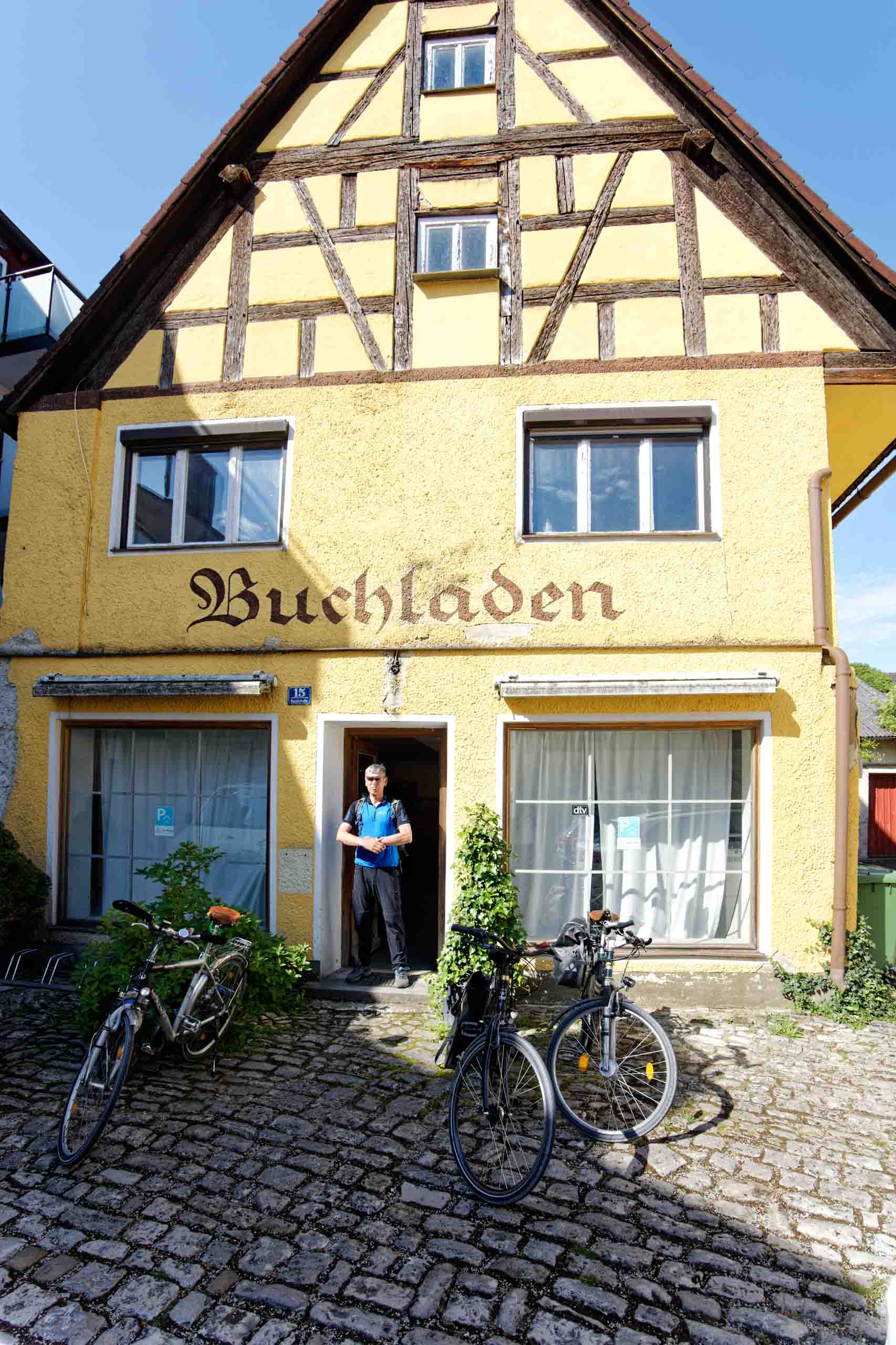 Fahrradgarage: Räder statt Bücher