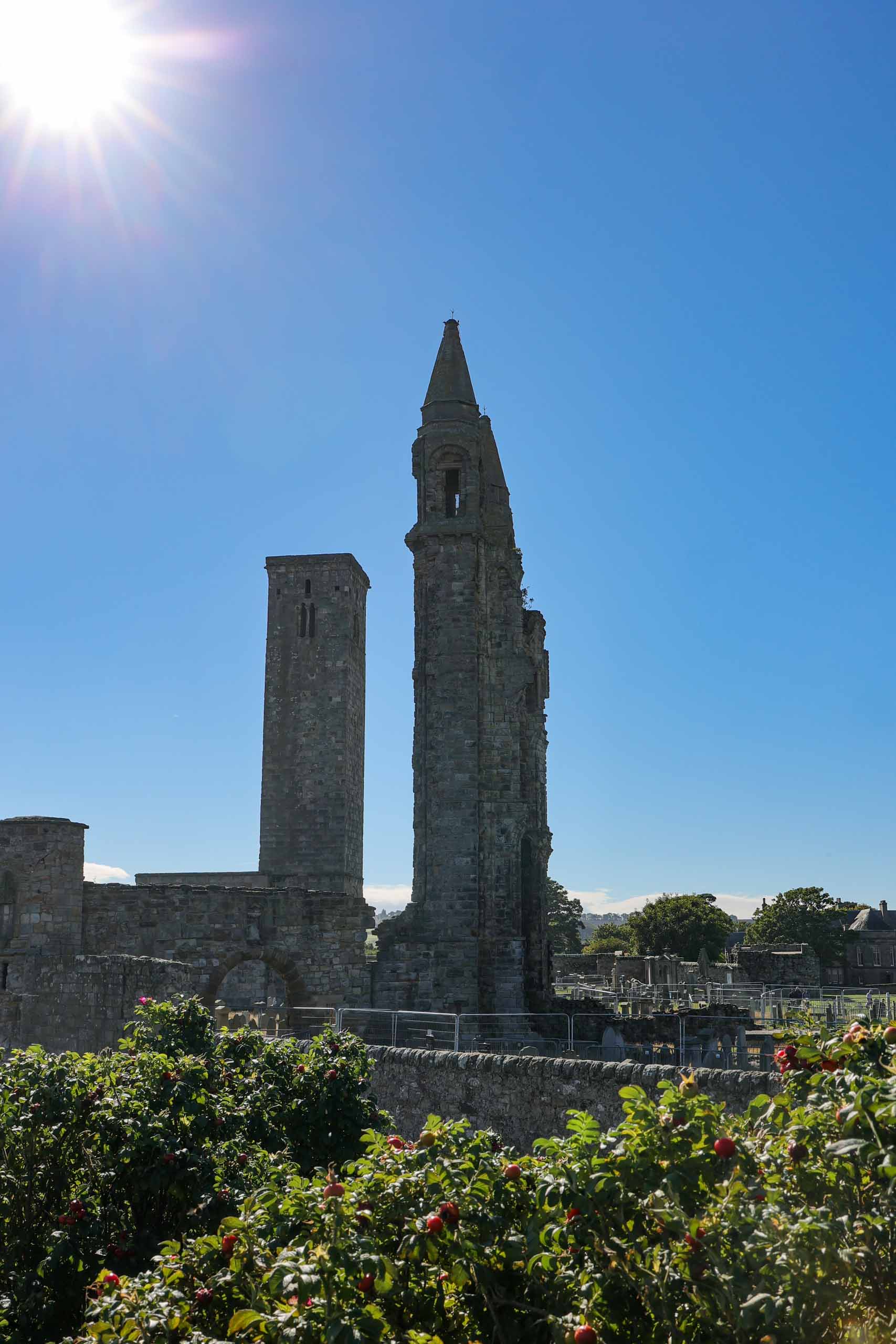 Die St Andrews Cathedral wurde 1160 begonnen und 1326 fertiggestellt.