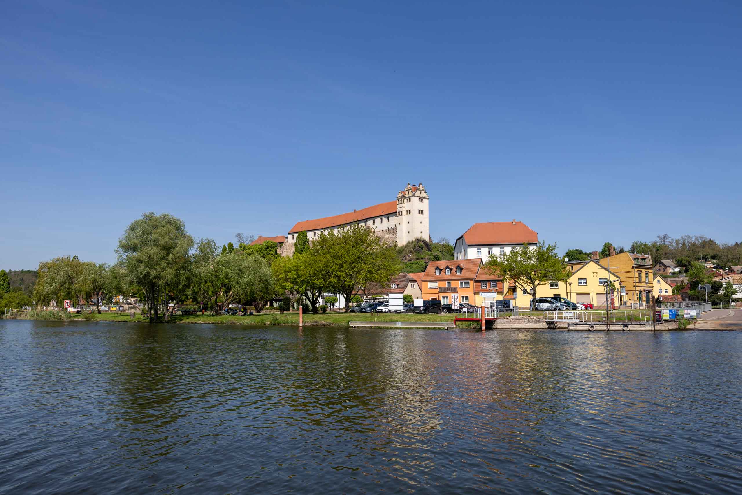 Wettin grüßt uns