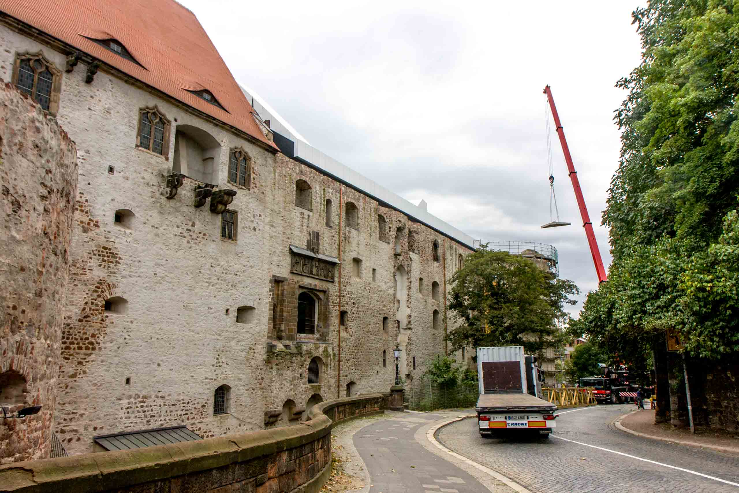 Die Moritzburg erhält 2008 wieder ein Dach